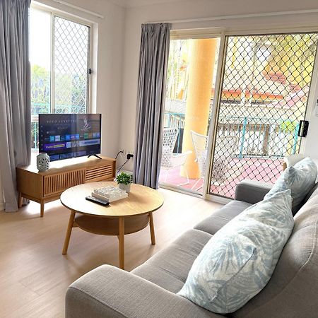 Chevron Island Apartment - Cozy And Convenient Gold Coast Luaran gambar
